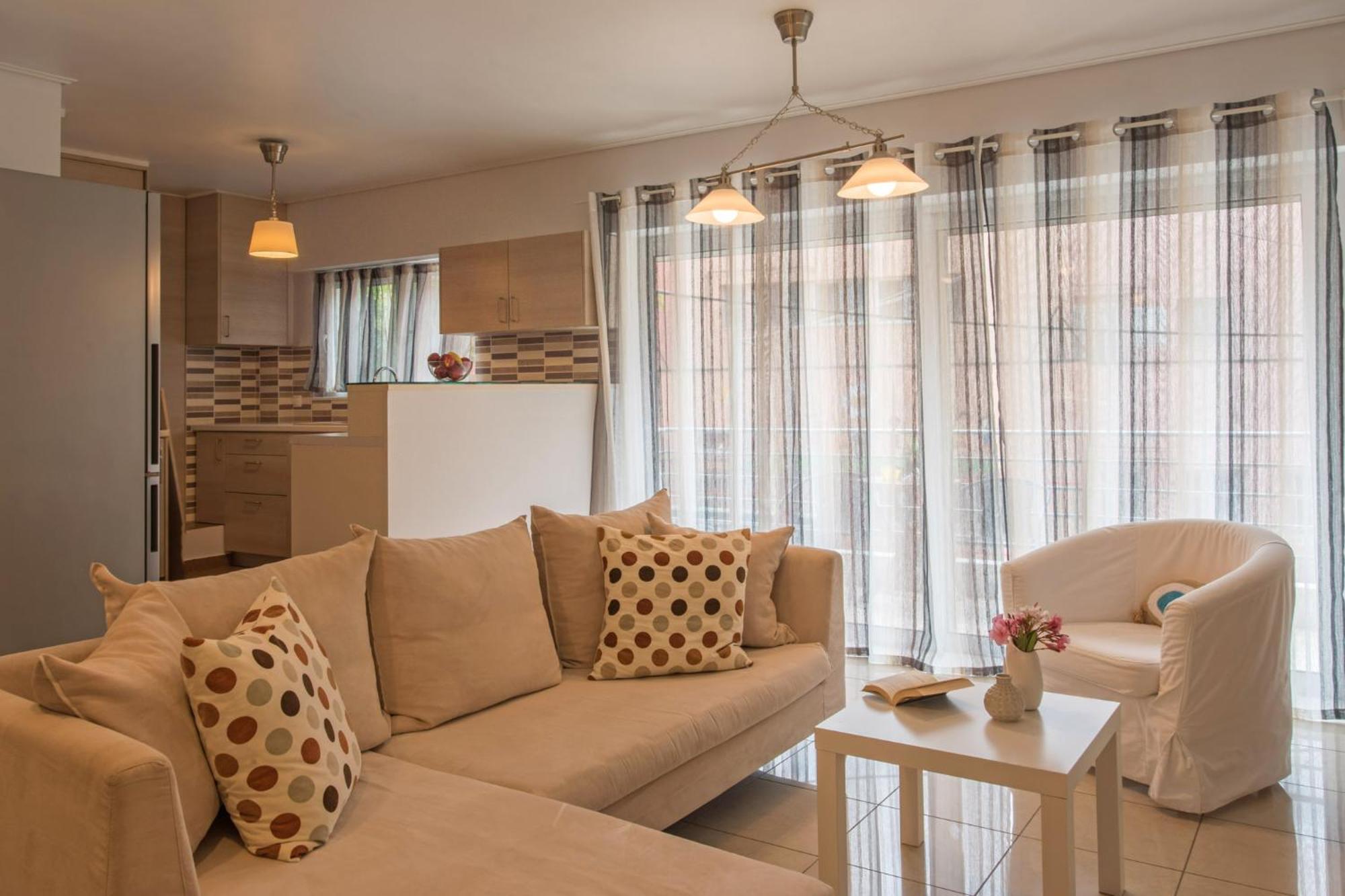 Apartment In The Historical Center Of Афіни Номер фото